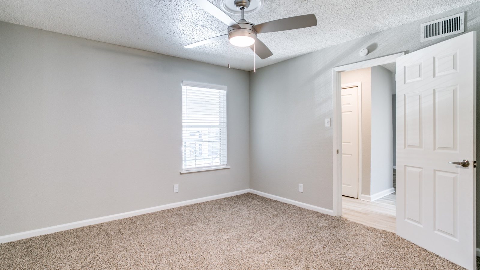 The Holden Apartments Carrollton, TX Photo Gallery