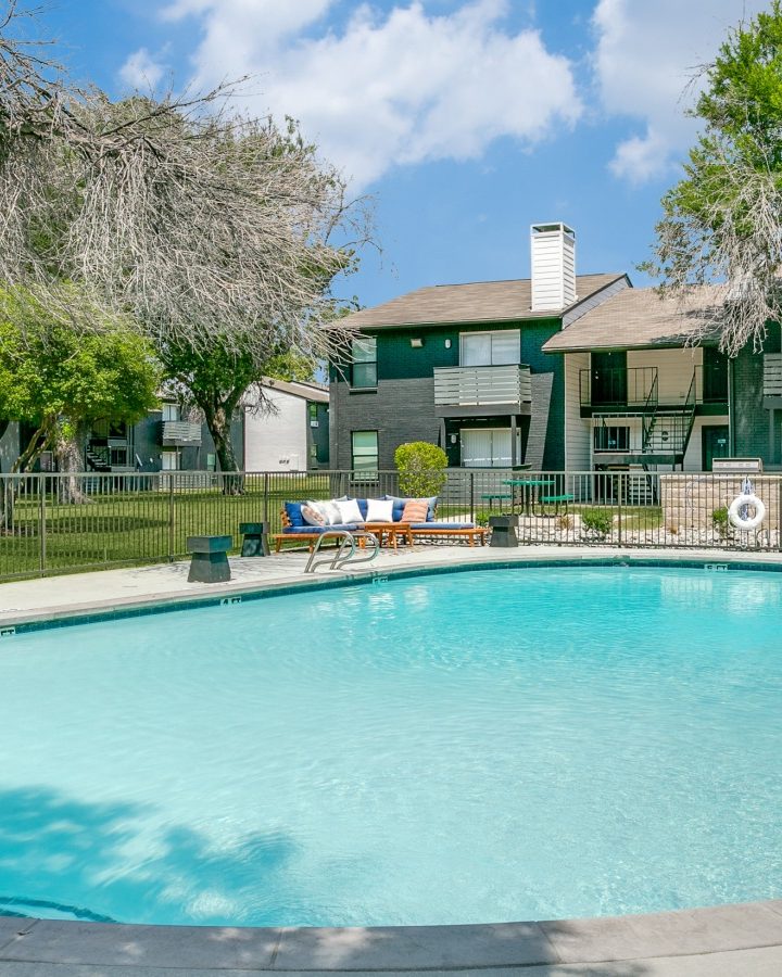 Luxury Apartments for Rent in Carrollton, TX The Holden